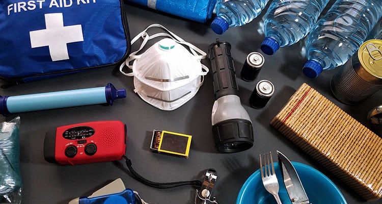 Build an Emergency Kit