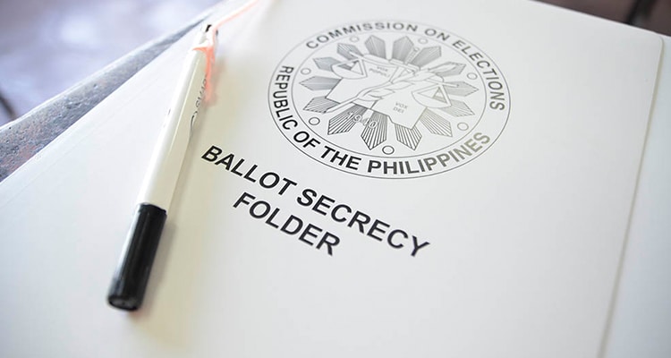 Step 4 Get Your Ballot, Ballot Secrecy Folder, and Marking Pen