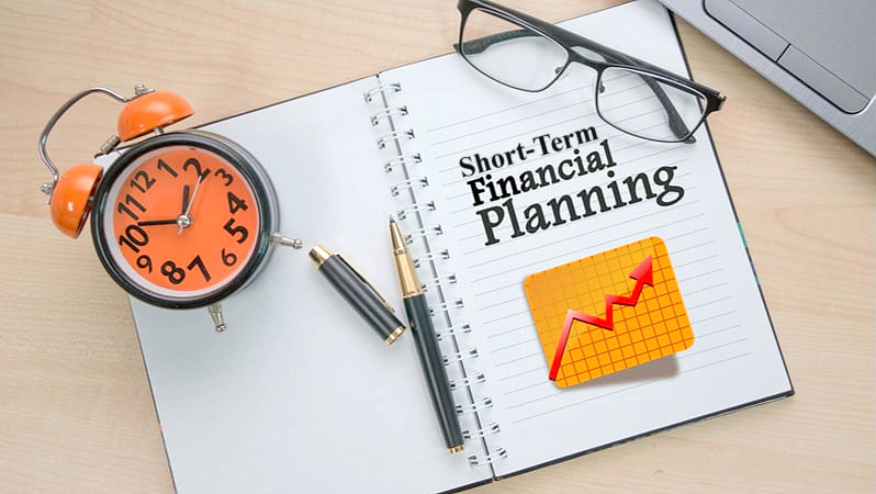 What Are Short-Term Financial Goals?