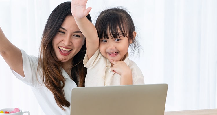 Career Growth for Moms While Managing a Family