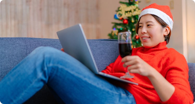 Balancing Holiday Life + Job-Hunting